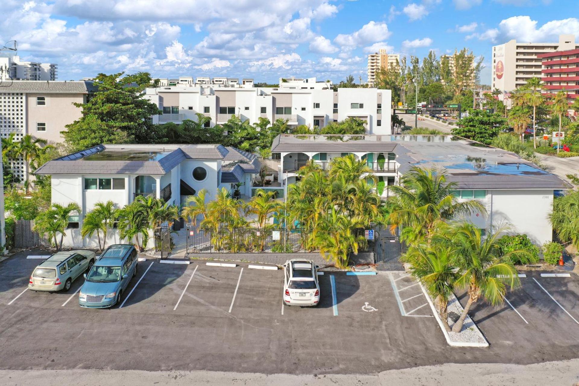 Ra Suites Pompano Beach Exterior photo